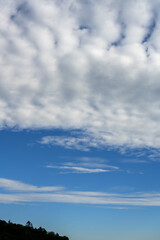 Sch&ouml;ne Wetterwolken am Abend &uuml;ber Marbach