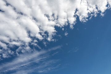 Schöne Wetterwolken am Abend über Marbach