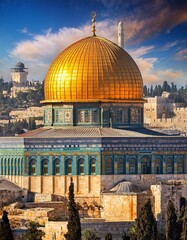Obraz premium The Sacred Dome of Al-Aqsa