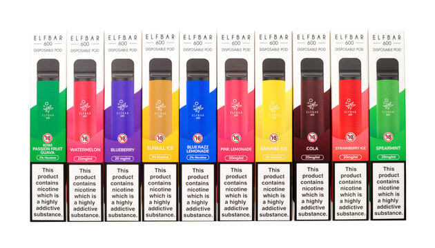 Group of Elfbar 600 assorted flavours disposable electronic vaping pods
