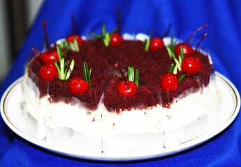 home made deliciaus cherry cake.