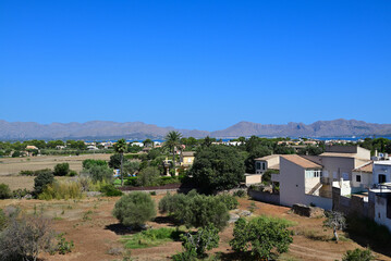 blick auf meer von der stadtmauer Alcudia, Mallorca, Spanien