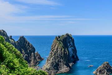 北海道 積丹半 島武意(しまむい)海岸
