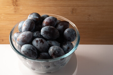 plum fruit bowl rotating