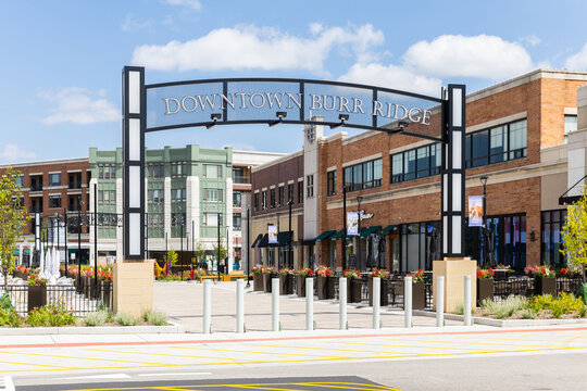 Burr Ridge, IL, USA - August 19, 2024: Downtown Burr Ridge is within the Village Center and includes shops, restaurants, and their Village Green for entertainment and seating.