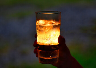 キャンプで飲むハイボール