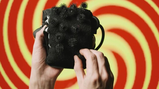 Bunchems Velcro Crunched in Hand