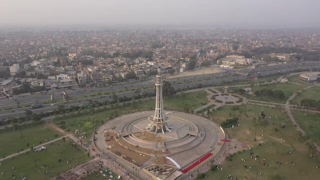 Drone flying towards Pakistan Monument, Aazadi Interchange, Badshahi Mosque and Lahore Fort.