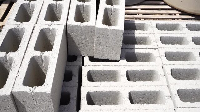 ladrillos huecos, materiales de construcci&oacute;n