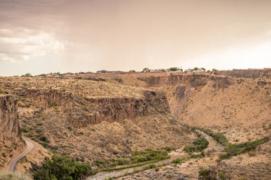 La Verkin Creek Trail Overlook Canyon