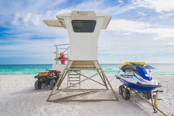 Lifeguard stand Gulf of Mexico, 4 wheeler, jetski, people, Gulf of Mexico, Panama City Beach, no people emerald water