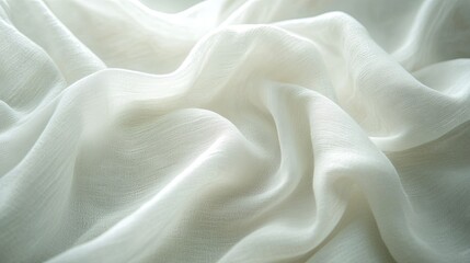 Obraz premium Detailed macro shot of white fabric with a crumpled texture, emphasizing the fine details and subtle folds with soft focus and diffused lighting for a soothing background.