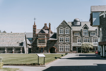 Fototapeta premium Christchurch: Resilience and Charm in New Zealand's Garden City
