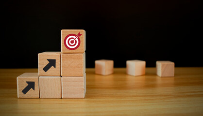 Pyramid wooden cubes. Business goal, plan. wood cube block with information technology business wood cube concept is to develop skills, knowledge. Business strategies achieving goals and challenge.