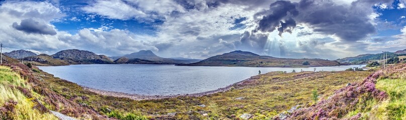 Fototapeta premium Panoramic picture of the Scottish Highlands in summer