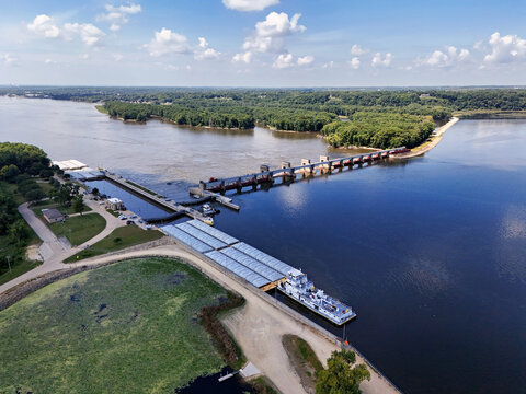 Locks and Dam 13 on the Mississippi river at Fulton, IL