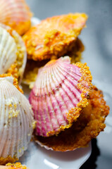 A plate of food with shells on it