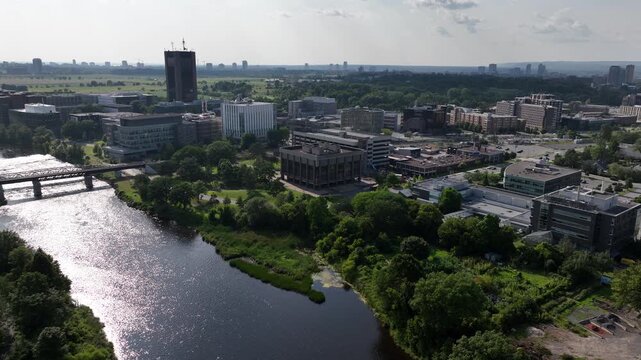 Establishing shot of Carleton University campus