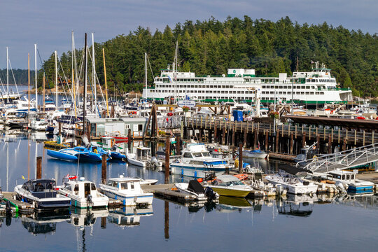 Views of the small harbor town of Friday Harbor on San Juan Island, Washington State, United States of America
