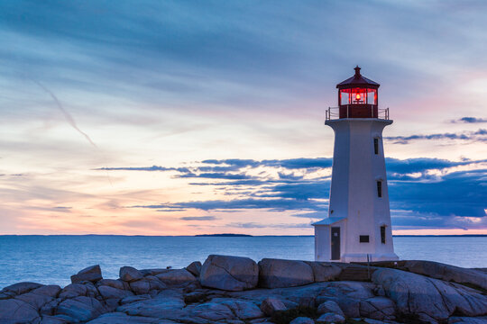 Canada, Nova Scotia, Peggy's Cove. Fishing village and Peggys Point Lighthouse.