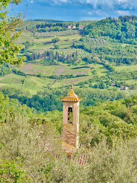 Italy, Tuscany. Chianti Region, Pieve di Santa Maria Novella near Radda with spring green
