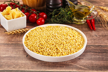 Dry raw wheat pasta - ptitim