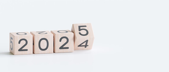 Cube turns from 2024 to 2025