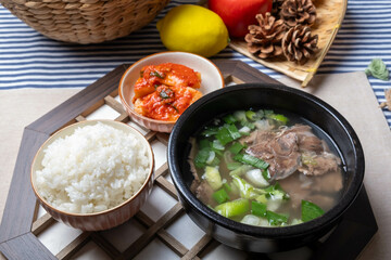 Najugomtang: A Traditional Korean Beef Soup