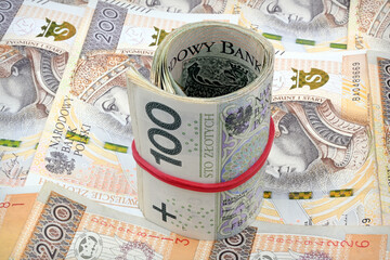 Polskie pieniądze, banknoty.