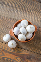 Bunch of solo garlic