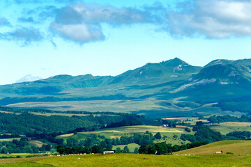 Fototapeta premium Massif du Sancy, Parc régional des Volcans d'Auvergne, Puy de Dome, Auvergne-Rhone-Alpes, France