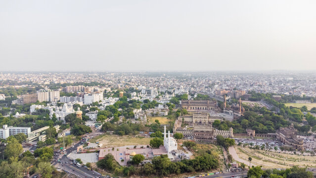  Aerial view of hussainabad pond and clock tower, Beautiful evening at ghanta ghar talab in lucknow, lucknow, uttar pradesh, india, Asia.