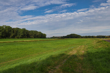 Impressionen am Radweg zwischen Schkeuditz und Raßnitz, Fluss Weiße Elster, Saalekreis, Sachsen...