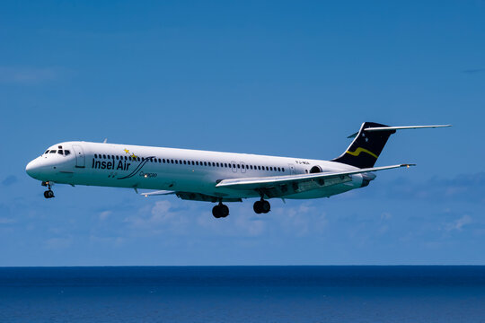 Princess Juliana Airport 9-4-2007 Simpson Bay Saint Martin..

Insel Air McDonnell Douglas MD-83 PJ-MDA on approach over Maho Beach into Princess Juliana Intl. Airport