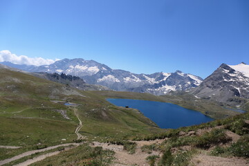 Fototapeta premium lake louise banff national park country