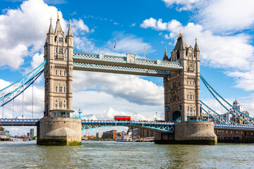 Obraz premium Tower bridge over Thames river, London, UK