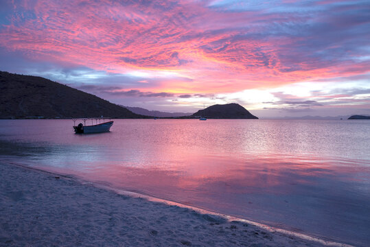Mexico, Baja California Sur. Sunrise on The Bahia Conception, Sea of Cortez