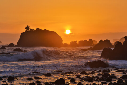 Sunset and sea stacks along Northern California coastline, Crescent City