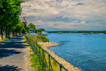 Rheinpromenade Bonn