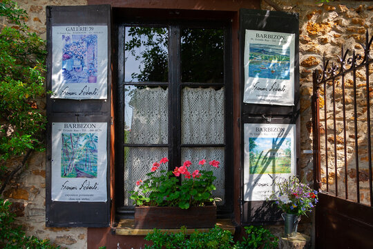 Art gallery in the village Barbizon, France