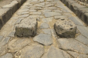 Paso elevado en la Via Stabiana de Pompeya