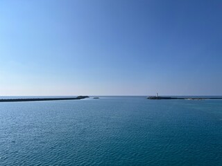 Obraz premium boat on the sea okinawa iheya Island