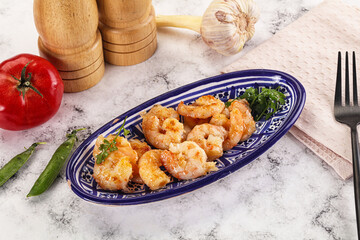 Stir fried prawn in sweet and sour sauce