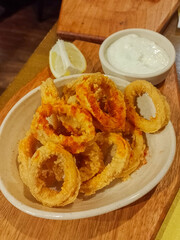 FRIED SQUID RINGS WITH LEMON MAYONNAISE