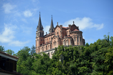 Fototapeta premium Basílica de Santa María la Real in Covadonga