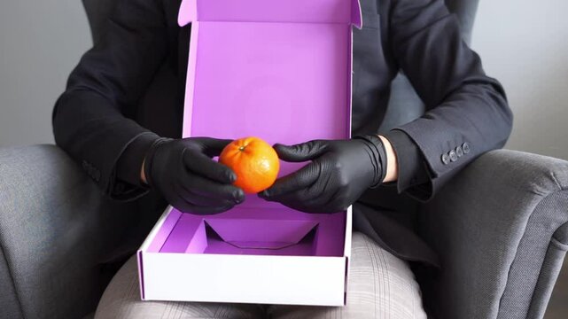 high quality mandarin looks in hands