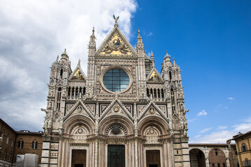 Fototapeta premium Gotycka katedra w Sienie, Toskania