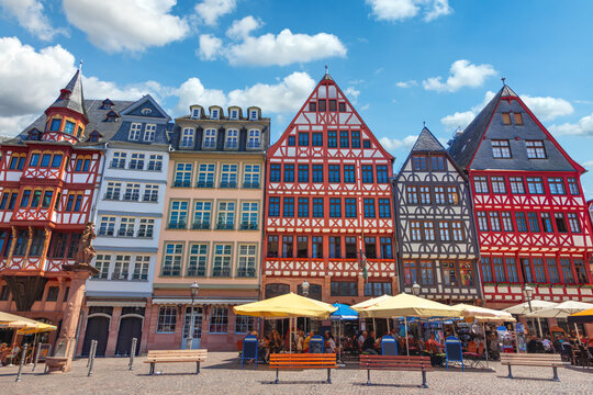Old town square Romerberg in Frankfurt