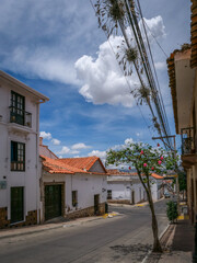 Rue calme de Sucre en Bolivie