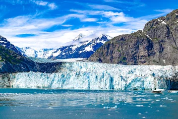 Selbstklebende Fototapeten Nature views of Alaska coastline and Alaskan glaciers © Leslie